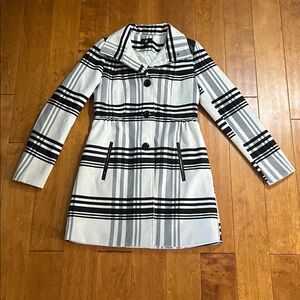 Iz Byer Black & White Plaid Trench Pea Coat Size S Preppy Quiet Luxury Classic